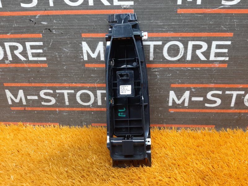 кнопка стеклоподъемника, 300 рублей, Красноярск