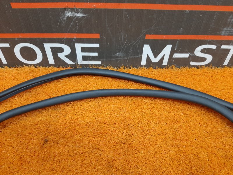 Уплотнитель капота, 1520 рублей, Красноярск