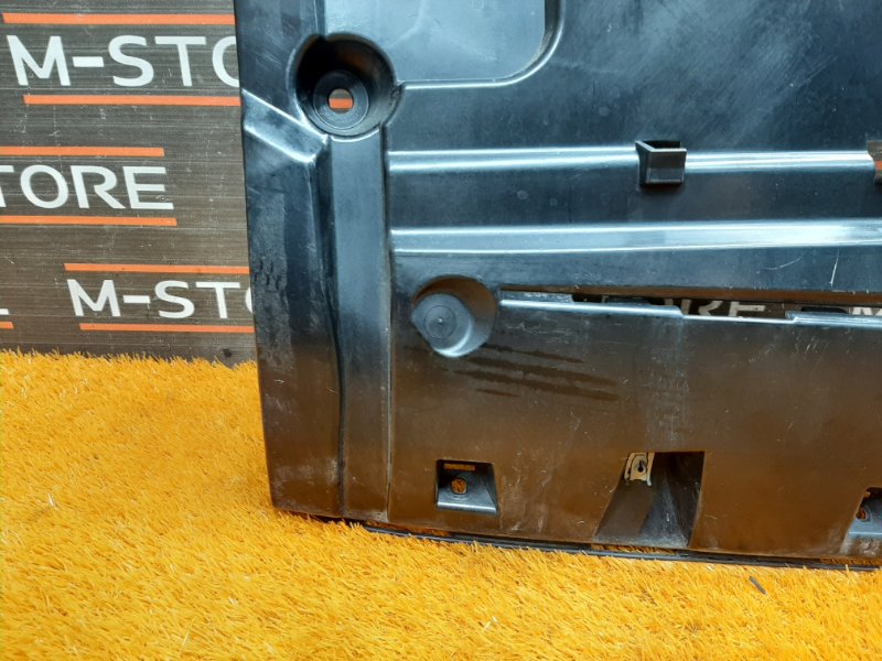 крепление бампера, 500 рублей, Красноярск