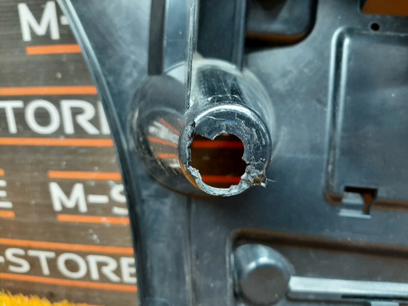 крепление бампера, 500 рублей, Красноярск