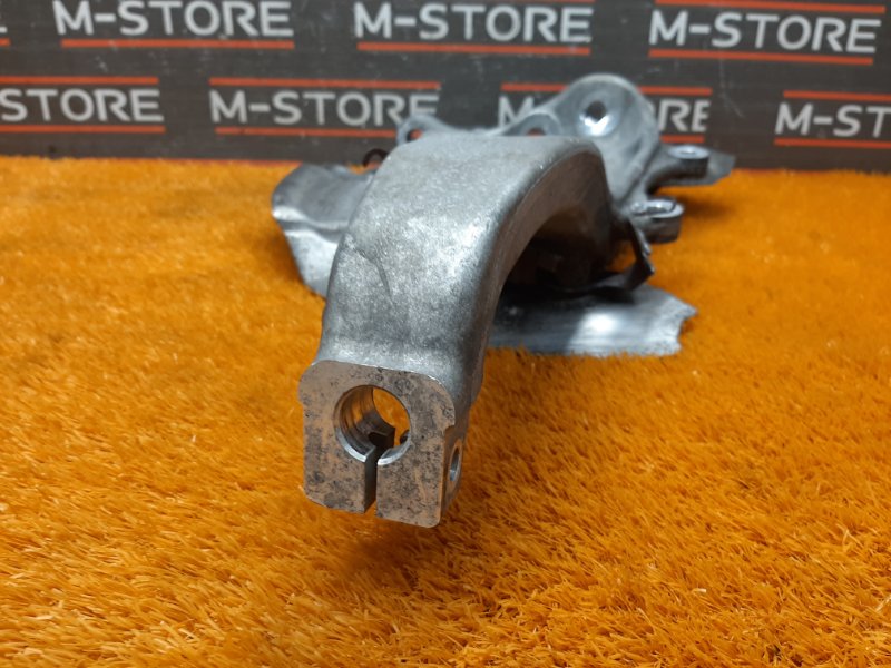 кулак поворотный, 1300 рублей, Красноярск