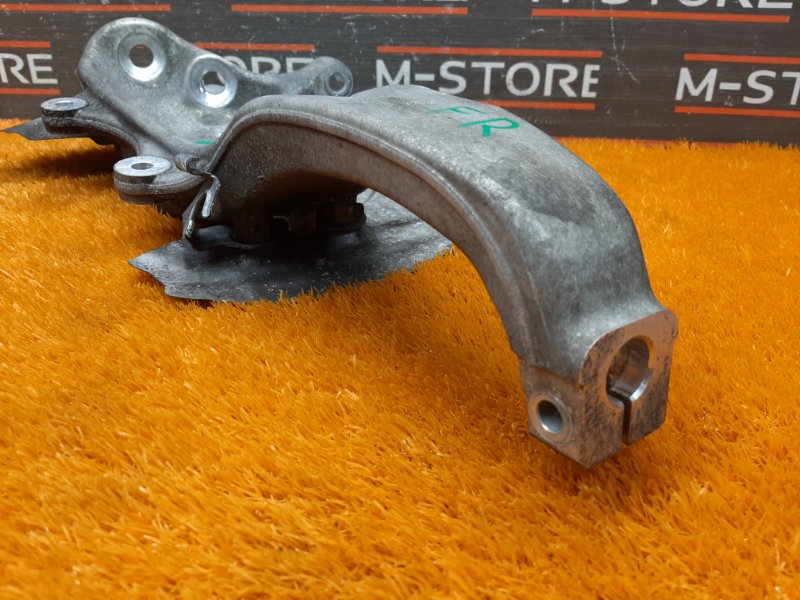 кулак поворотный, 1300 рублей, Красноярск