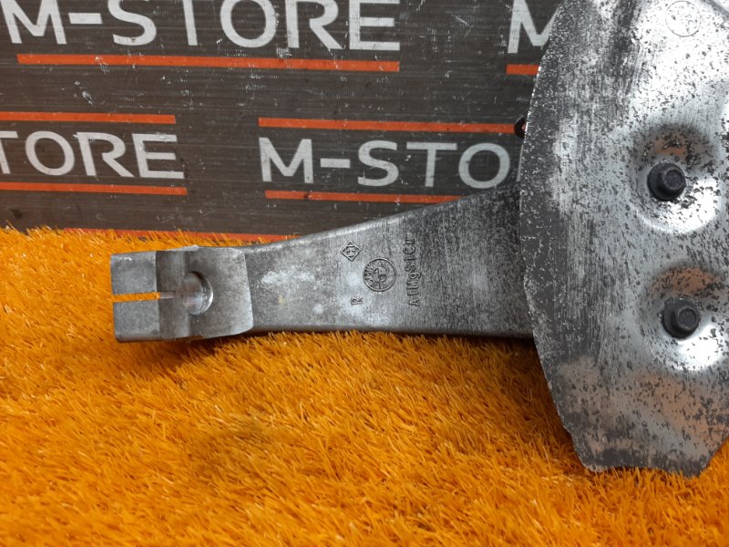 кулак поворотный, 1300 рублей, Красноярск