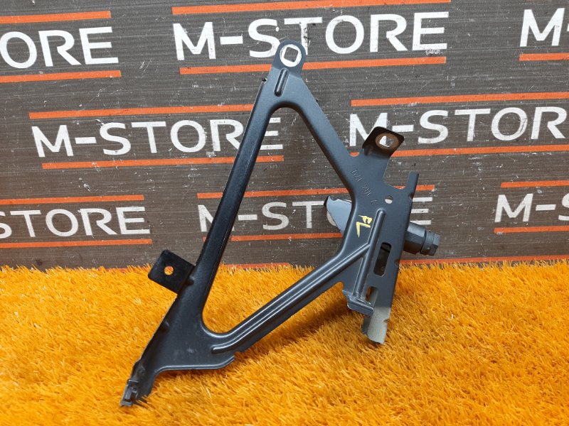 крепление крыла, 670 рублей, Красноярск