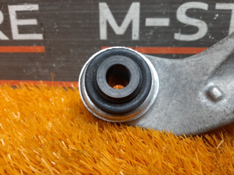 Рычаг подвески верхний, 1000 рублей, Красноярск