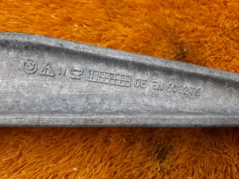 Рычаг подвески верхний, 1000 рублей, Красноярск