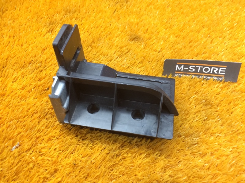 Кронштейн полки багажника, 270 рублей, Красноярск