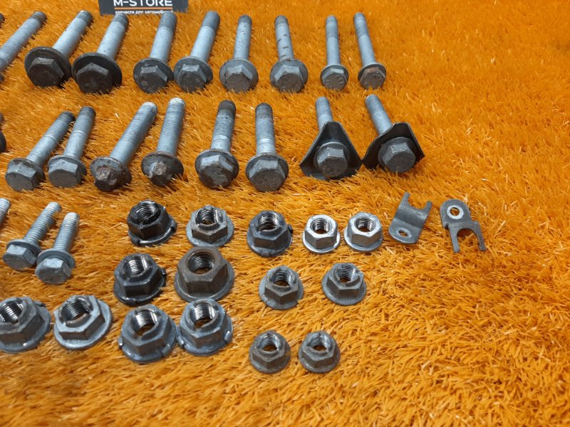 Болты и гайки задней подвески, 630 рублей, Красноярск