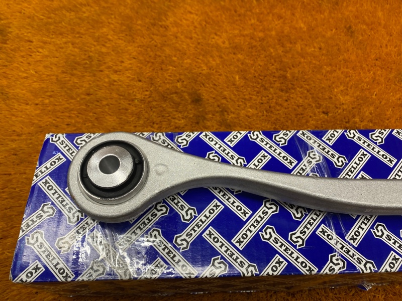 Рычаг подвески нижний, 3200 рублей, Красноярск