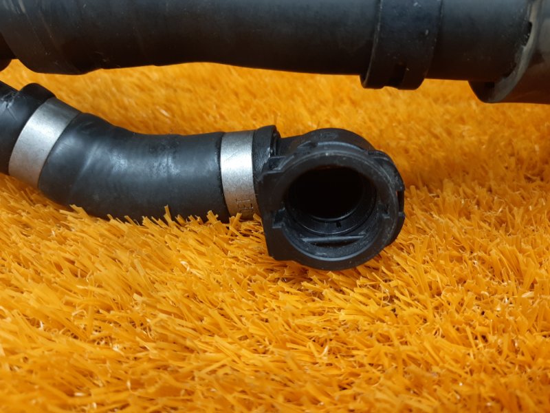 Патрубок системы охлаждения, 1200 рублей, Красноярск