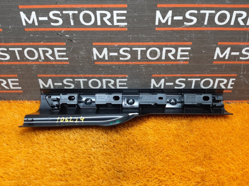 Накладка на порог салона, 670 рублей, Красноярск