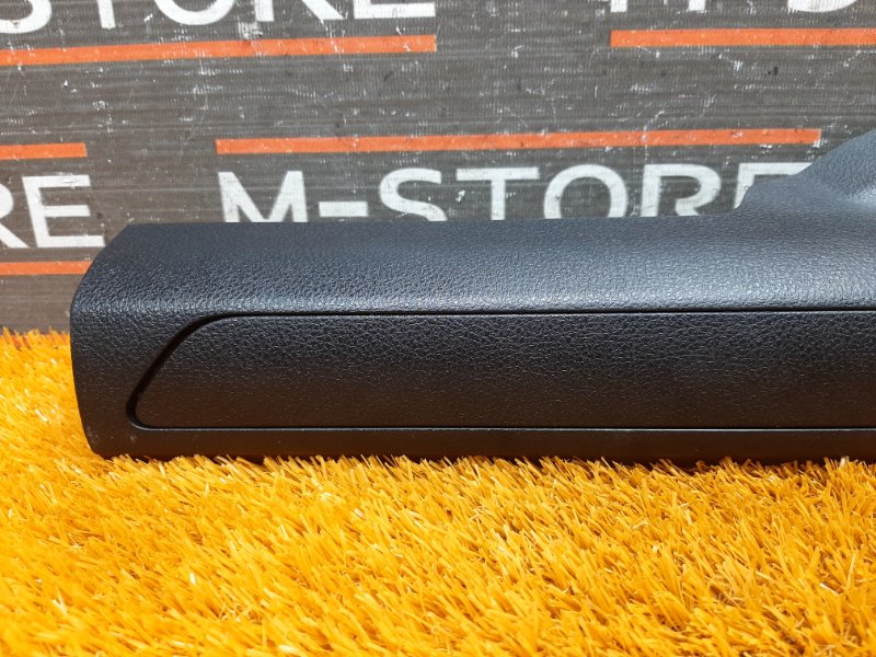 Накладка на порог салона, 670 рублей, Красноярск