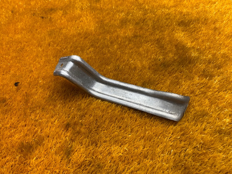 Крепление топливного бака, 340 рублей, Красноярск