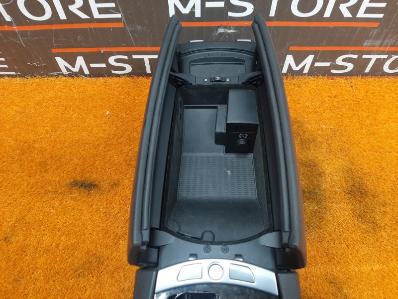 подлокотник, 6890 рублей, Красноярск