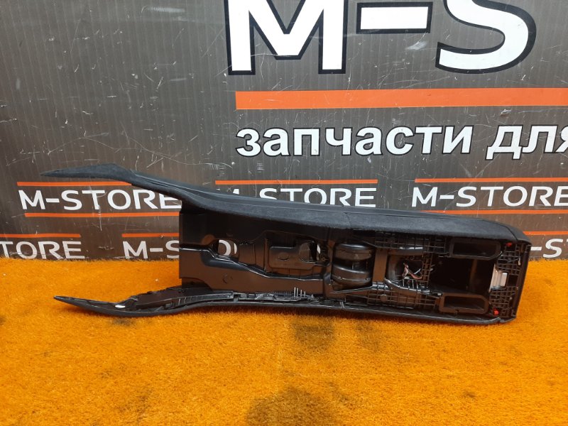 подлокотник, 6890 рублей, Красноярск