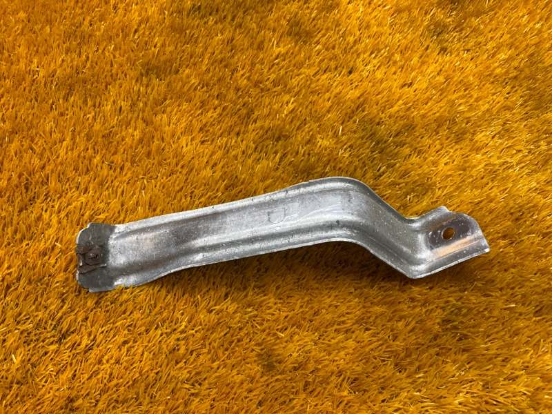 Крепление топливного бака, 340 рублей, Красноярск