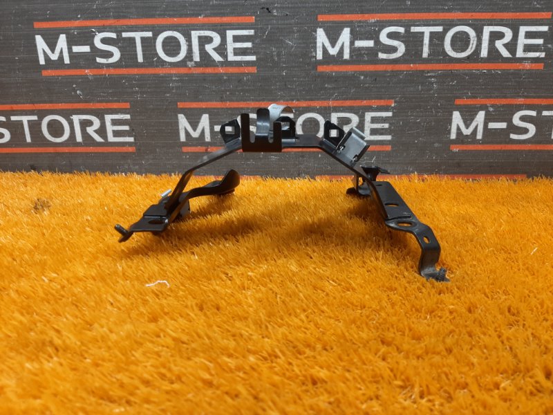 Кронштейн расширительного бачка, 340 рублей, Красноярск