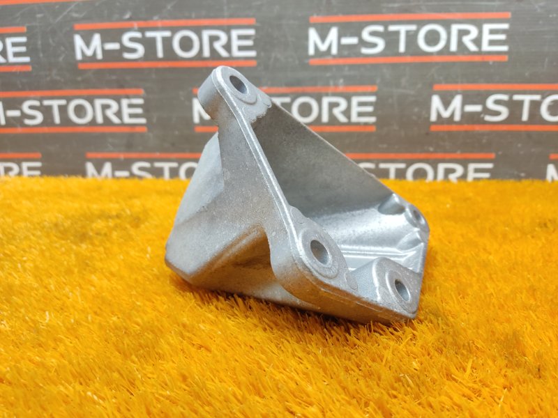 Кронштейн подушки двигателя, 1220 рублей, Красноярск