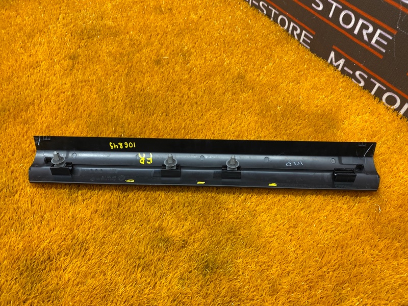 Накладка на порог салона, 350 рублей, Красноярск