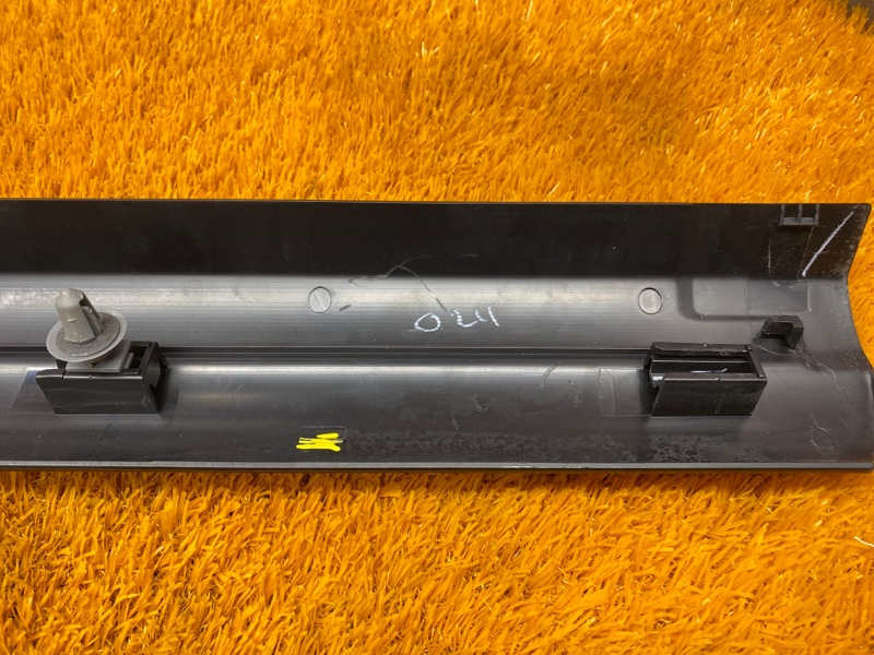 Накладка на порог салона, 350 рублей, Красноярск