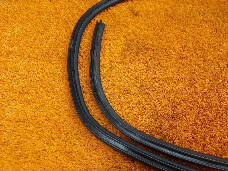 Уплотнитель капота, 630 рублей, Красноярск