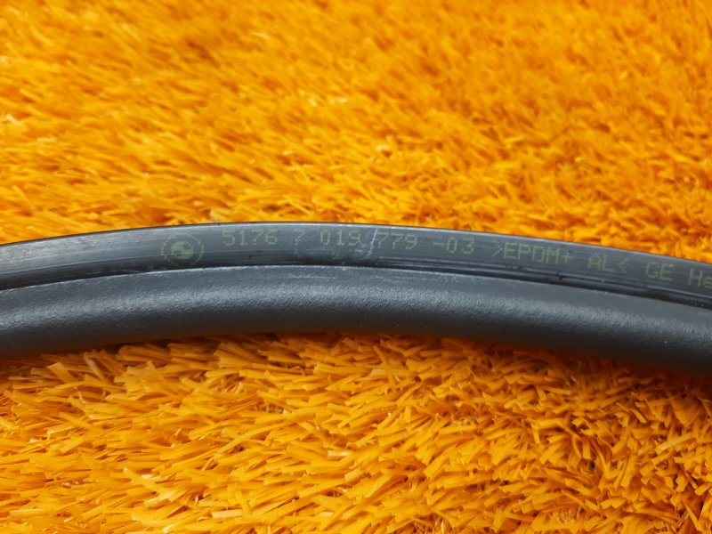 Уплотнитель капота, 630 рублей, Красноярск