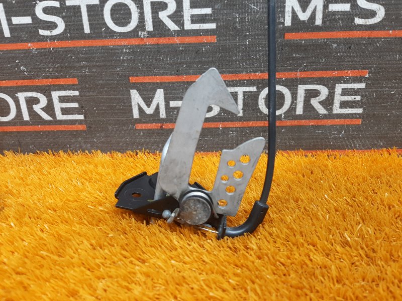 замок капота, 500 рублей, Красноярск