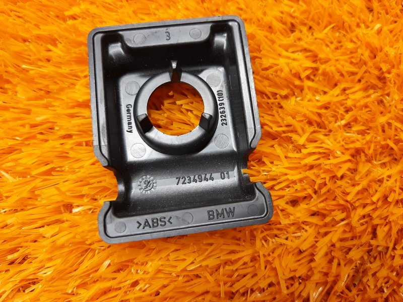 крепеж, 200 рублей, Красноярск