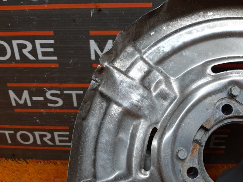 кулак поворотный, 1000 рублей, Красноярск