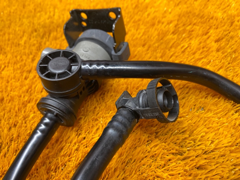 Клапан вентиляции топливного бака, 1620 рублей, Красноярск