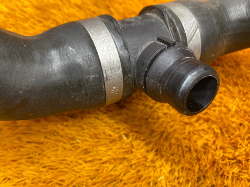 Патрубок системы охлаждения, 1000 рублей, Красноярск