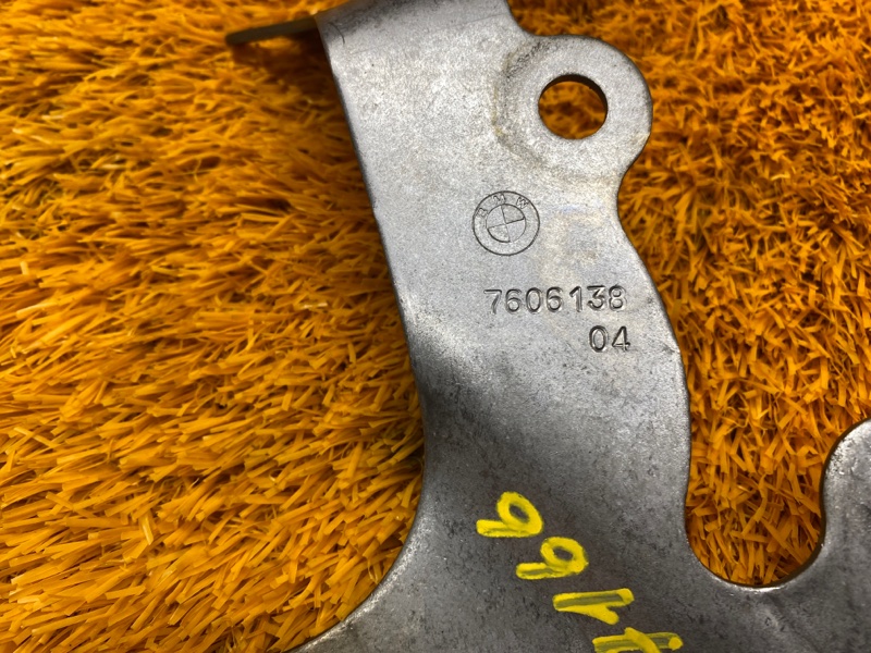 Кронштейн катализатора, 300 рублей, Красноярск