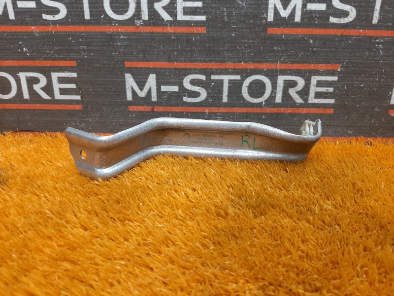 Крепление топливного бака, 340 рублей, Красноярск