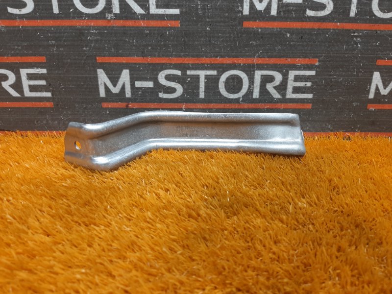 Крепление топливного бака, 340 рублей, Красноярск