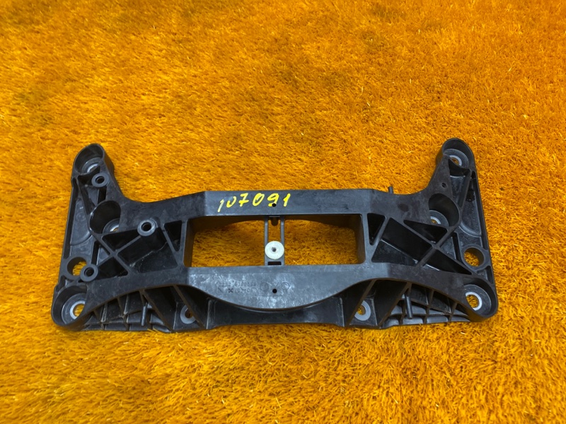 Кронштейн КПП, 2000 рублей, Красноярск