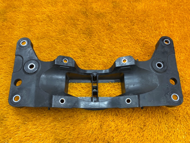 Кронштейн КПП, 2000 рублей, Красноярск