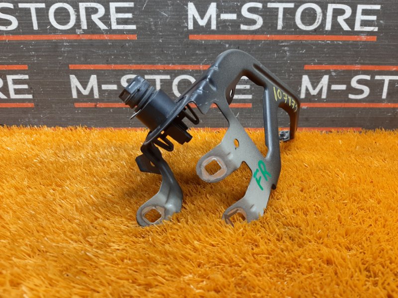 крепление крыла, 980 рублей, Красноярск