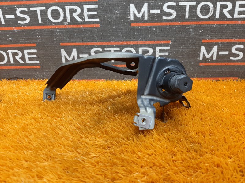 крепление крыла, 980 рублей, Красноярск