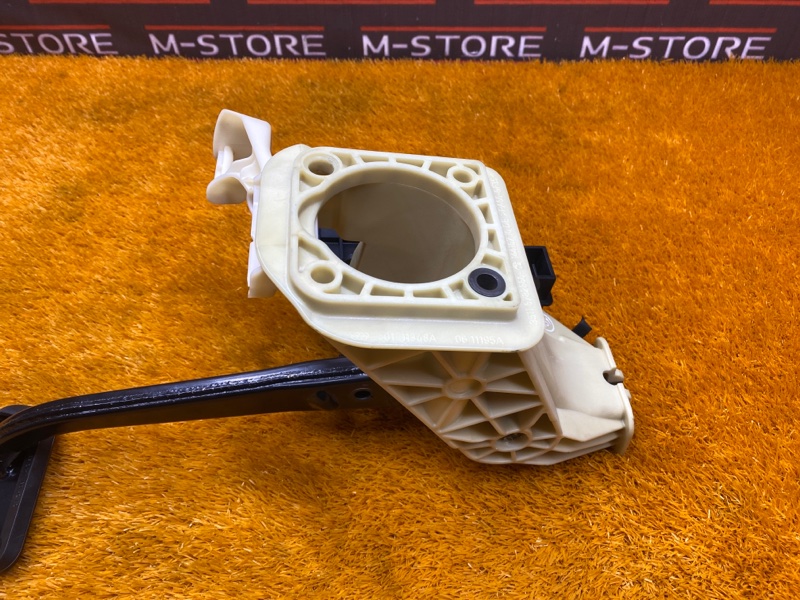 педаль тормоза, 350 рублей, Красноярск