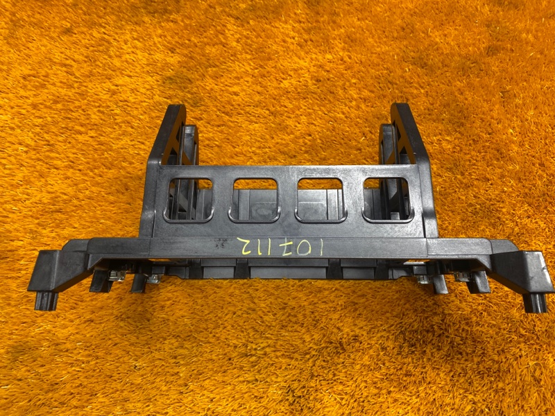 кронштейн магнитолы, 500 рублей, Красноярск