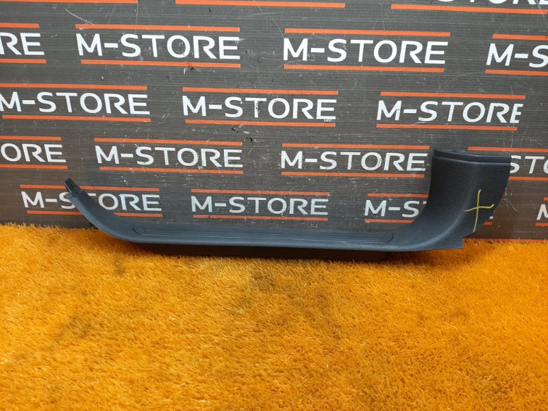 Накладка на порог салона, 350 рублей, Красноярск