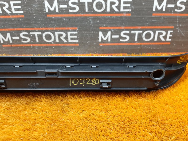 Накладка на порог салона, 350 рублей, Красноярск