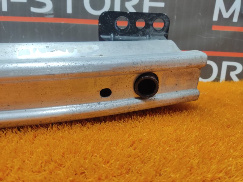 усилитель бампера, 1000 рублей, Красноярск