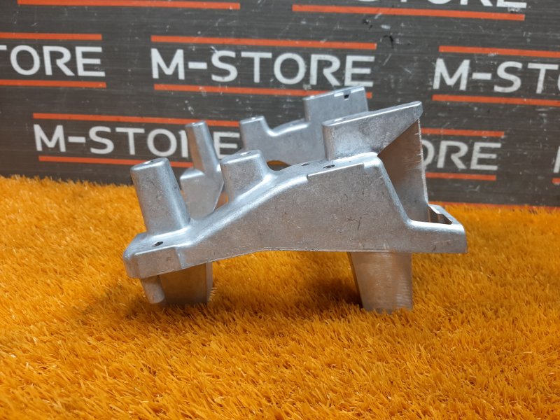 Кронштейн подлокотника, 340 рублей, Красноярск