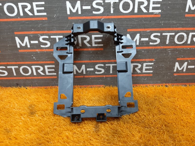 кронштейн центральной консоли, 340 рублей, Красноярск