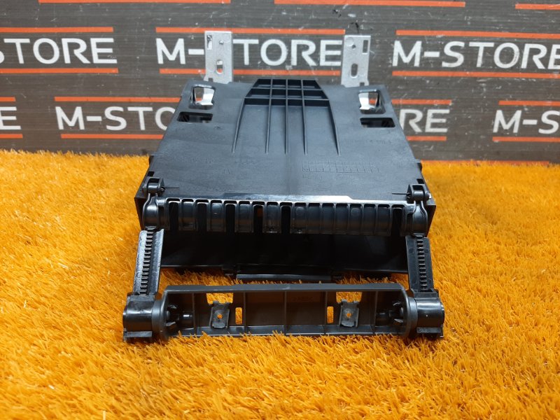 кронштейн, 630 рублей, Красноярск