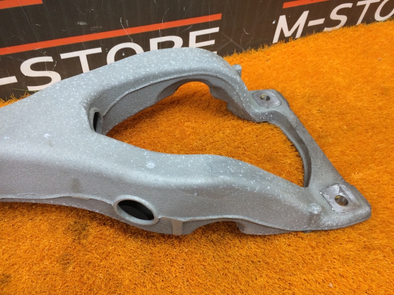 Балка поперечная (подрамник), 700 рублей, Красноярск