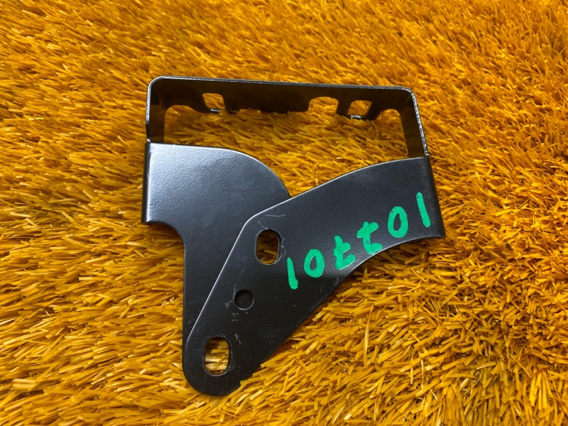 кронштейн подушки безопасности, 300 рублей, Красноярск