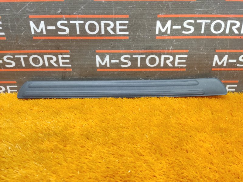 Накладка на порог салона, 350 рублей, Красноярск