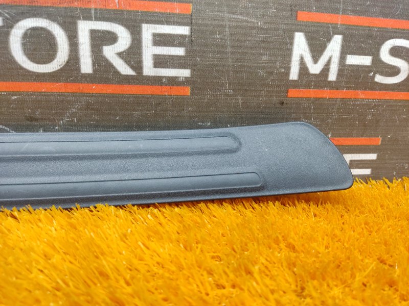 Накладка на порог салона, 350 рублей, Красноярск